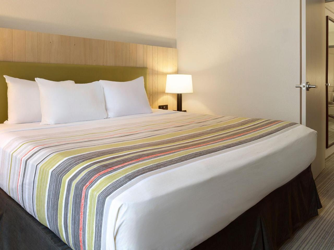 Country Inn & Suites By Radisson, Washington At Meadowlands, Pa Exterior foto